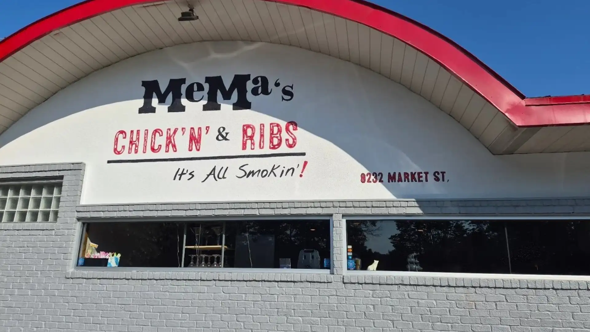Welcome to MeMa’s Chick’n’ & Ribs